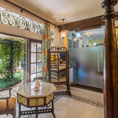 Bella Vista By Stayvista - A Haven With Lush Green Surroundings, Zen Garden, Quirky Decor & A Inviting Swimming Pool Lonavala Ngoại thất bức ảnh