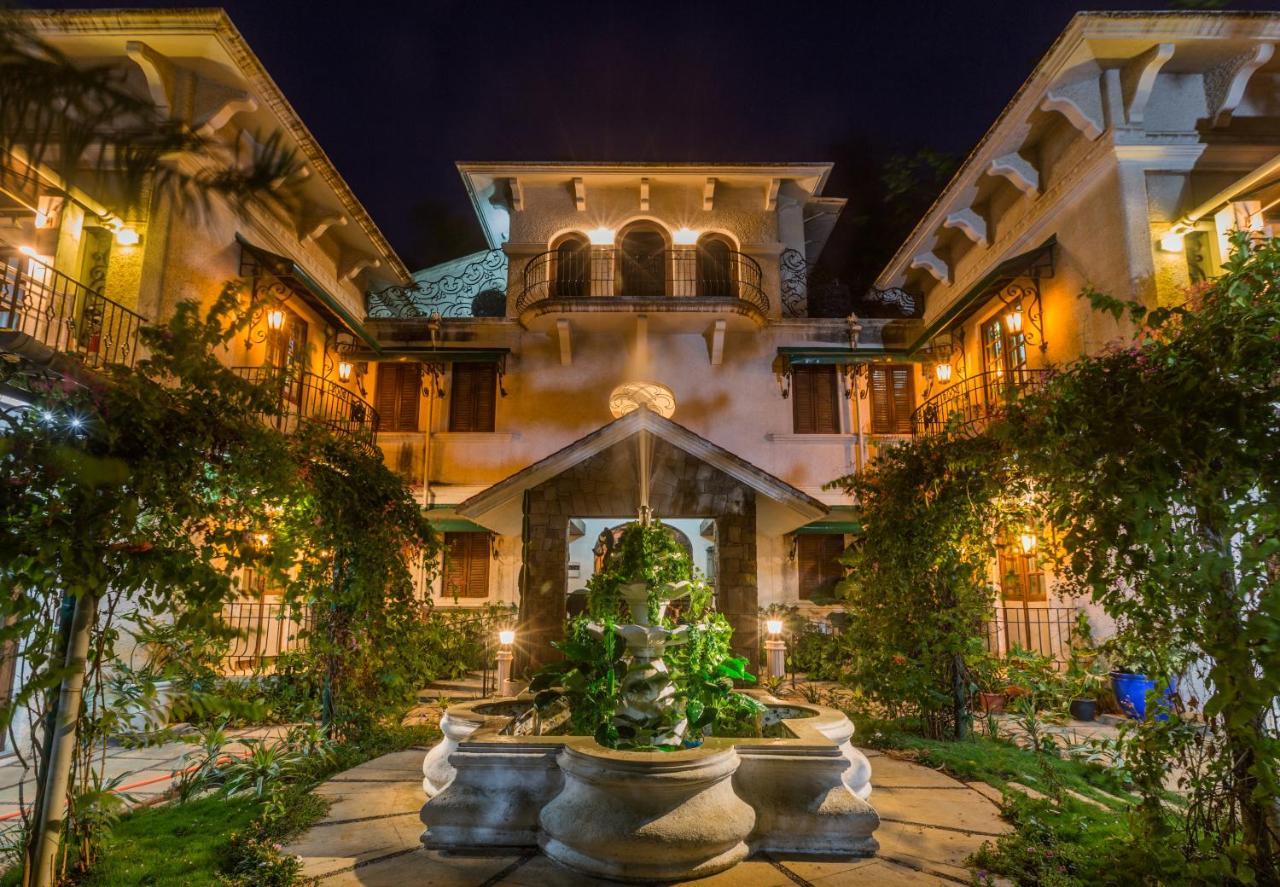 Bella Vista By Stayvista - A Haven With Lush Green Surroundings, Zen Garden, Quirky Decor & A Inviting Swimming Pool Lonavala Ngoại thất bức ảnh
